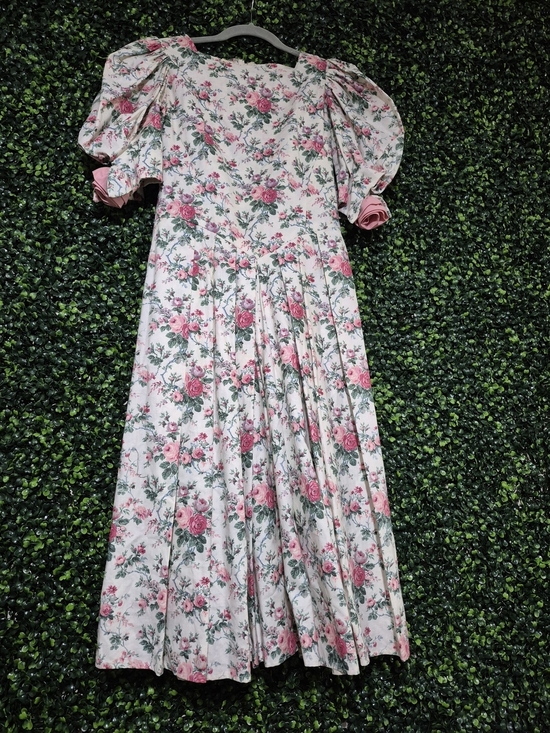Handmade Dresses & Skirts - Women's Handmade Vintage Pink Floral Puff-Sleeve Midi Dress